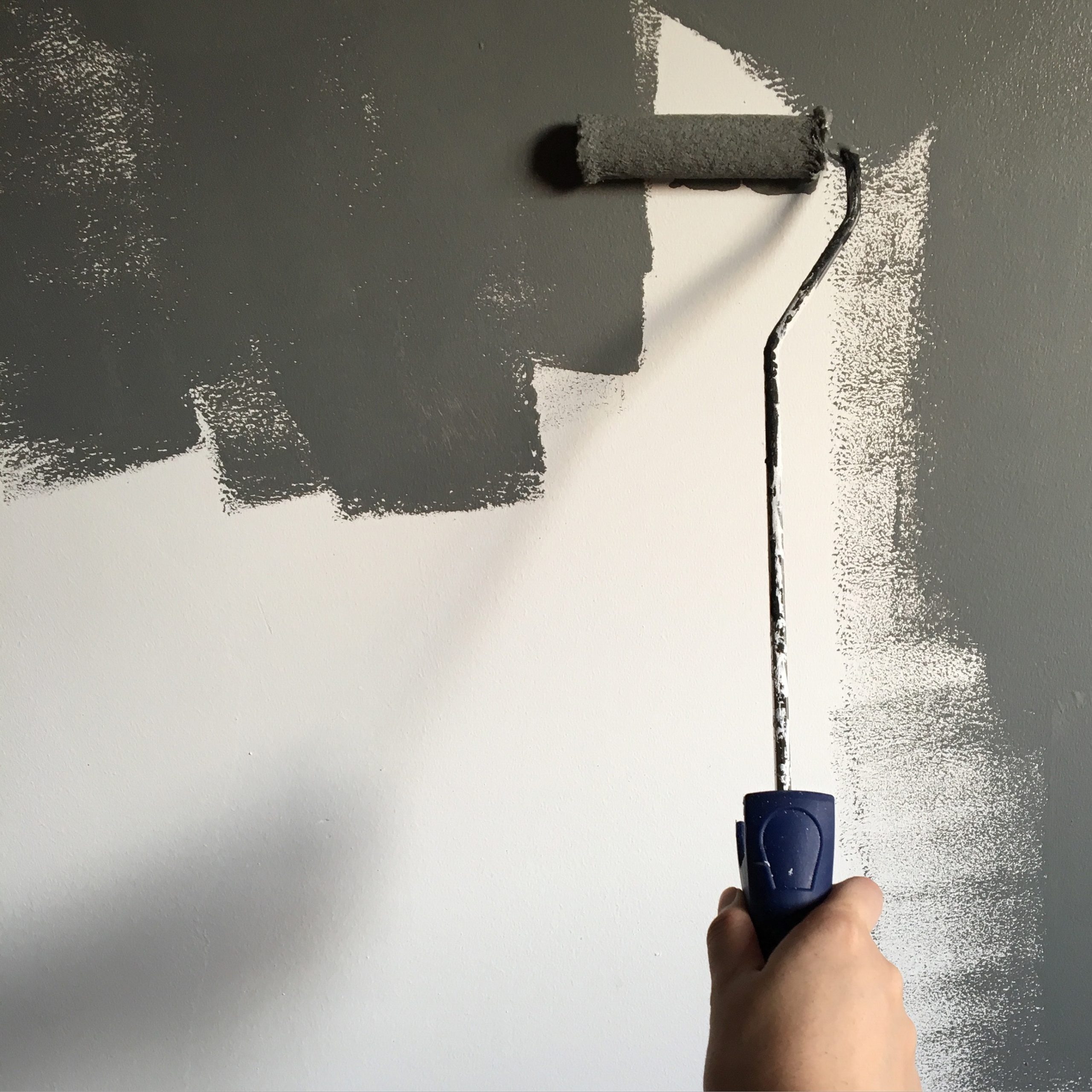 Peindre les murs d’une maison en location : que dit la loi ?