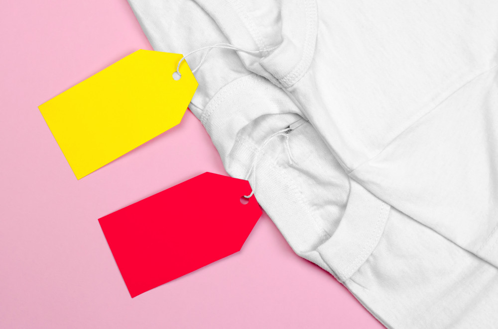 Les étiquettes vêtements : un élément essentiel pour entretenir et préserver vos textiles